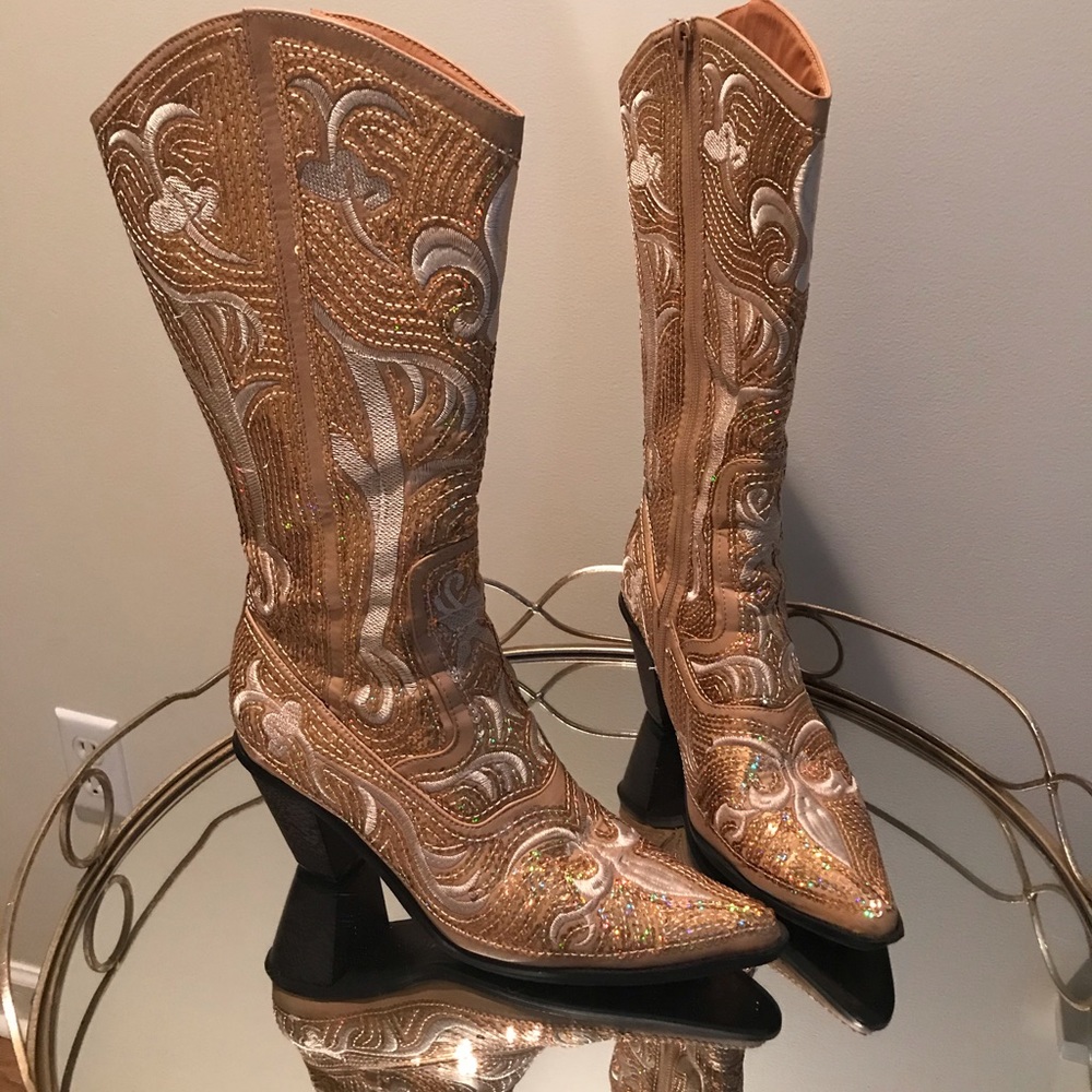 Gold sequins cowgirl boots